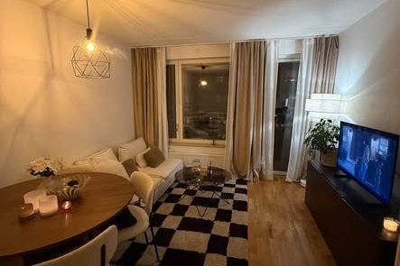 Fullt möblerad hyresrätt i Jakobsberg